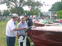 1128.jpg (10366 bytes)